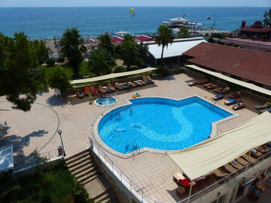 בלדיבי Club Marakesh Beach Hotel מראה חיצוני תמונה