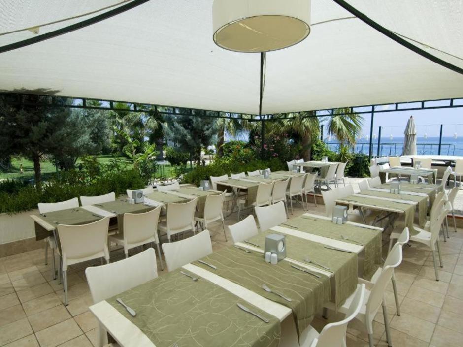 בלדיבי Club Marakesh Beach Hotel מראה חיצוני תמונה
